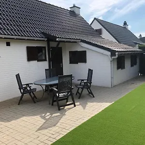 vakantiehuis-nieuwendamme.hotelsghent.com/